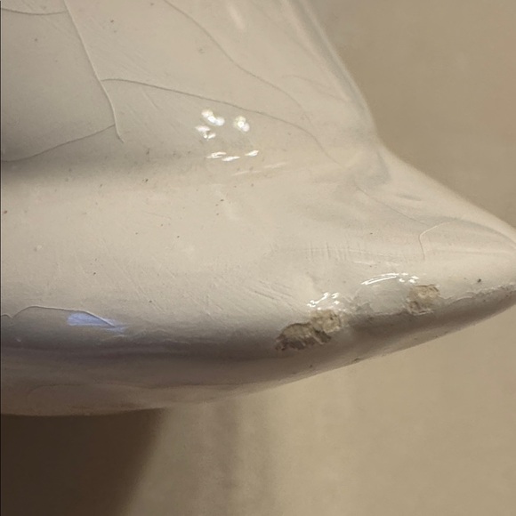 Vintage! White Ceramic Duck Figurine with Orange Beak and Feet - Picture 6 of 8